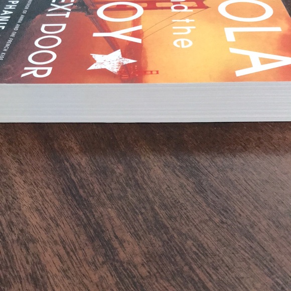 Book Lola and the boy next door by Stephanie Perkins - Picture 4 of 4